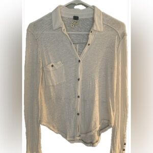 We The Free White Button-Up Shirt - XS